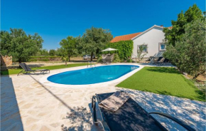 Beautiful home in Benkovac with Outdoor swimming pool, WiFi and 3 Bedrooms #065